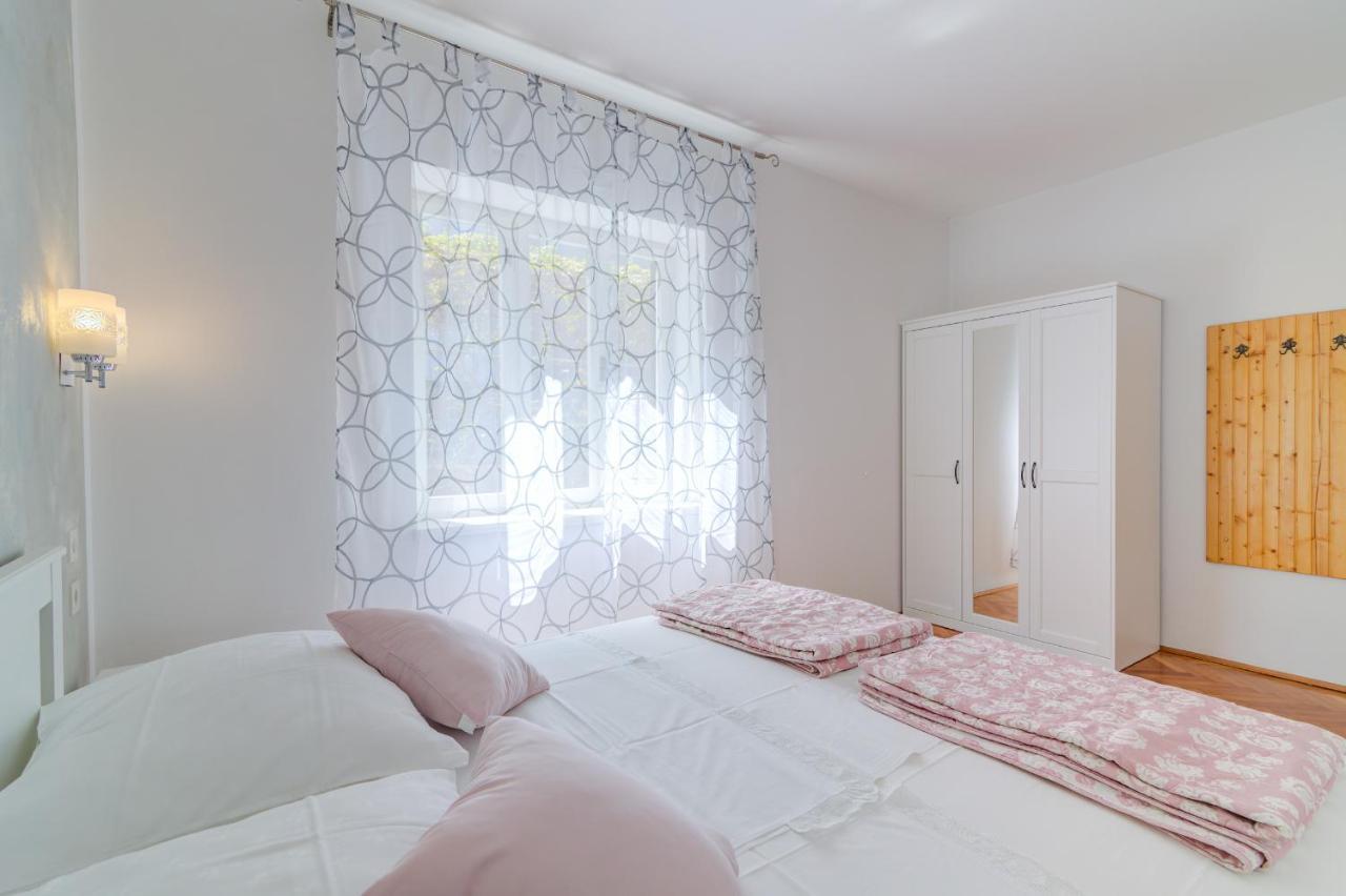 Apartments By The Beach Adela Senj Senj  Exterior photo