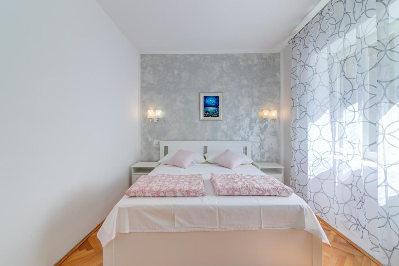 Apartments By The Beach Adela Senj Senj  Exterior photo